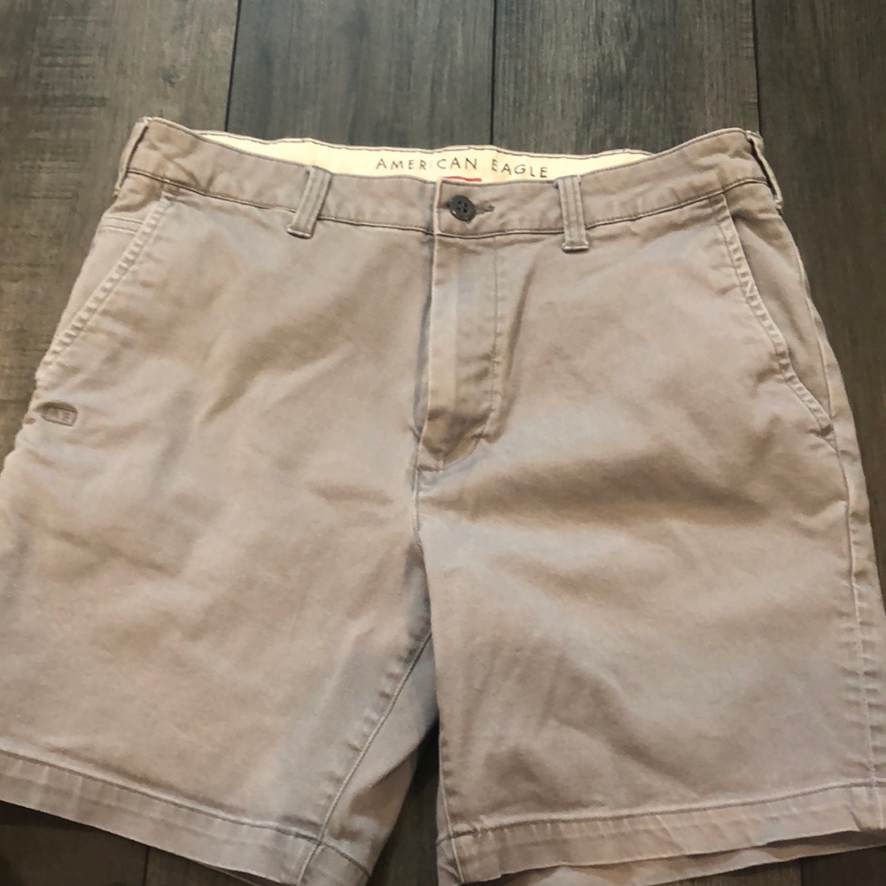 American eagle men’s shorts. Size 34